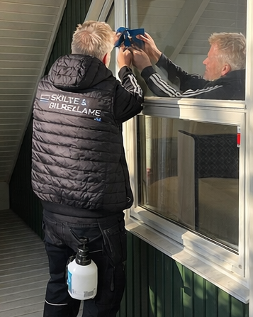 Ken Wenneke  Skilte & Bilreklame.dk